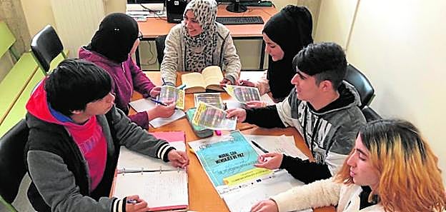 La redacción del 'Diario de la Torre' se reúne.