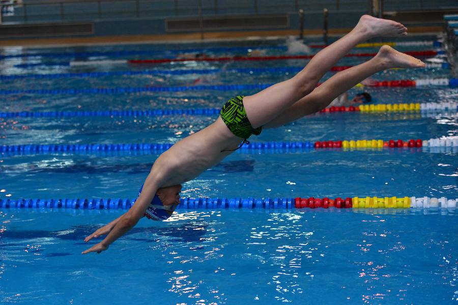 Este club de natación evitó su desaparición en 2011 gracias a que las madres de los deportistas asumieron la junta directiva