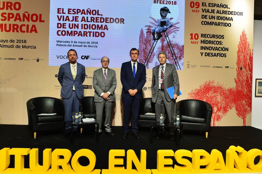 El Palacio del Almudí de Murcia acoge la segunda edición de una cita que busca analizar las relaciones entre España y Latinoamérica. 