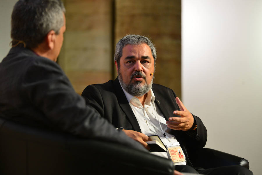 El Palacio del Almudí de Murcia acoge la segunda edición de una cita que busca analizar las relaciones entre España y Latinoamérica. 