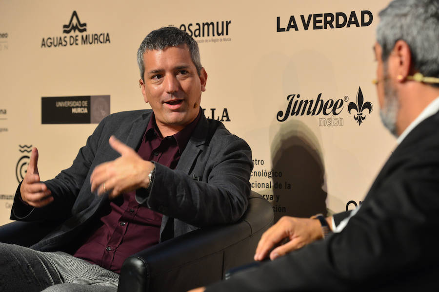 El Palacio del Almudí de Murcia acoge la segunda edición de una cita que busca analizar las relaciones entre España y Latinoamérica. 