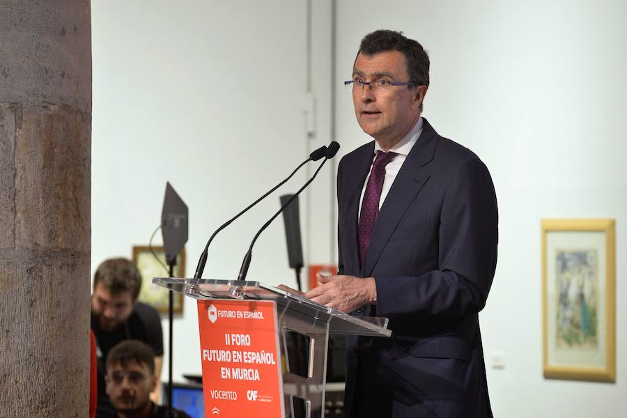 La ministra de Agricultura, que inauguró esta segunda jornada , abogó por «un pacto que asegure el equilibrio entre la defensa del medio ambiente y que mitigue los impactos negativos del cambio climático».