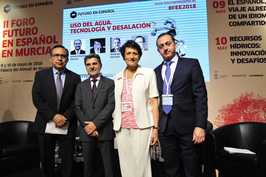 La ministra de Agricultura, que inauguró la segunda jornada del foro Futuro en Español, aboga por «un pacto que asegure el equilibrio entre la defensa del medio ambiente y su disponibilidad y que mitigue los impactos negativos del cambio climático»