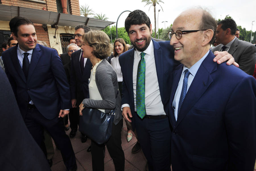 La ministra de Agricultura, que inauguró la segunda jornada del foro Futuro en Español, aboga por «un pacto que asegure el equilibrio entre la defensa del medio ambiente y su disponibilidad y que mitigue los impactos negativos del cambio climático»