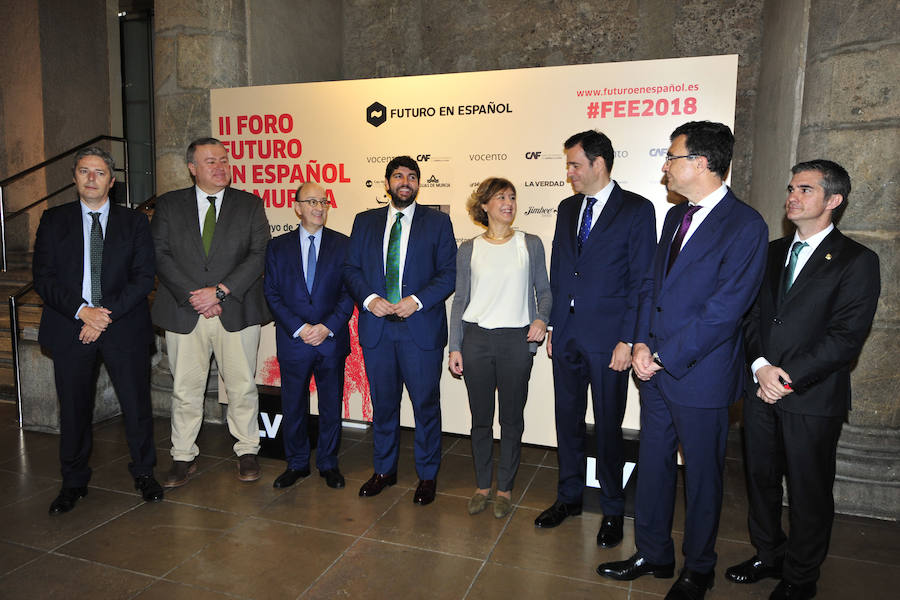 La ministra de Agricultura, que inauguró la segunda jornada del foro Futuro en Español, aboga por «un pacto que asegure el equilibrio entre la defensa del medio ambiente y su disponibilidad y que mitigue los impactos negativos del cambio climático»