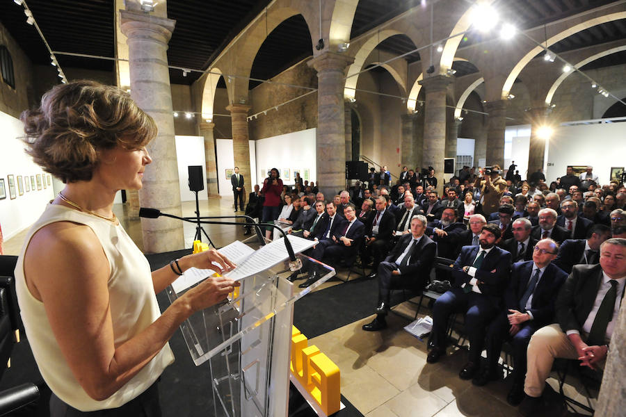 La ministra de Agricultura, que inauguró la segunda jornada del foro Futuro en Español, aboga por «un pacto que asegure el equilibrio entre la defensa del medio ambiente y su disponibilidad y que mitigue los impactos negativos del cambio climático»