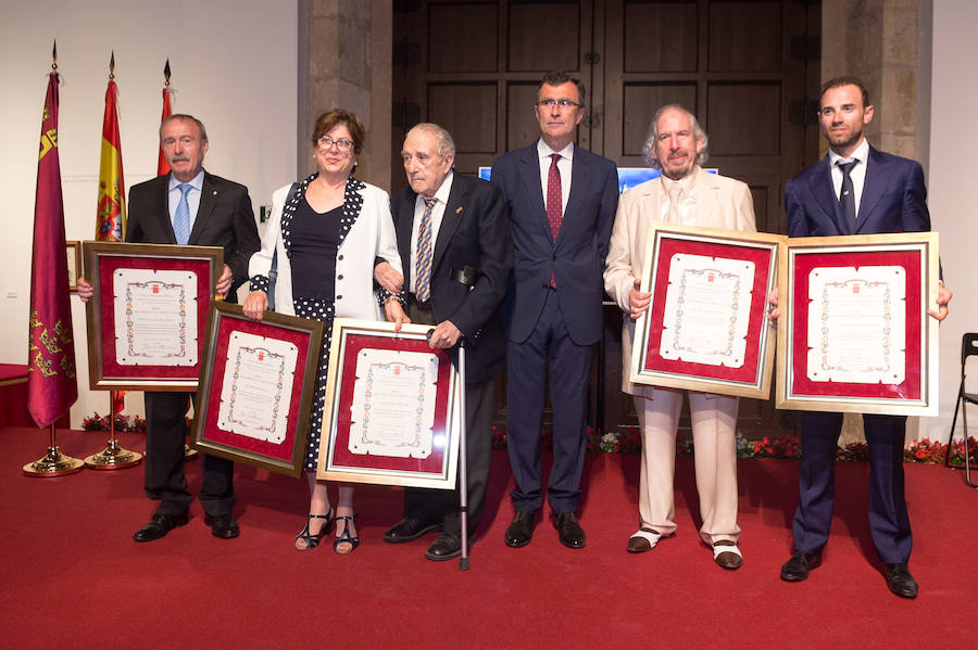 La ciudad otorga la distinción a Alejandro Valverde, Francisco Salzillo, Andrés Hernández Ros, José María Falgas y Ángel Belmonte