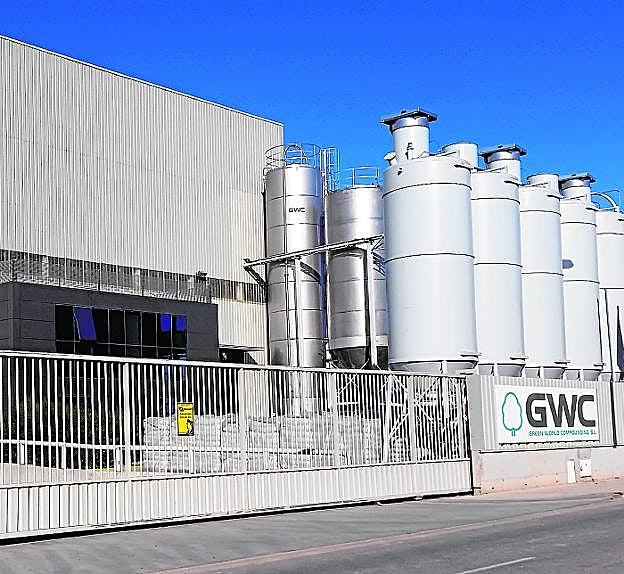 La planta produce compuesto de polipropileno con fibra de vidrio 100% reciclados. GW GROUP