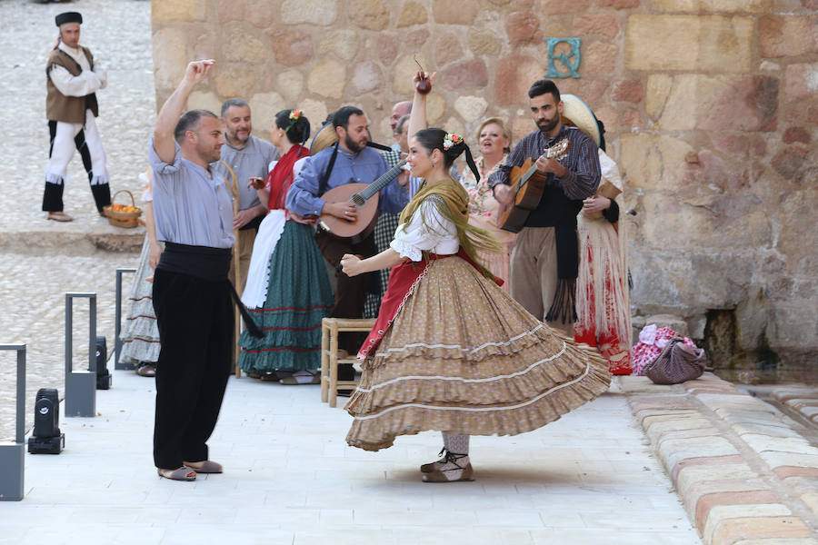 Visitantes durante la Noche de los Museos de Lorca.