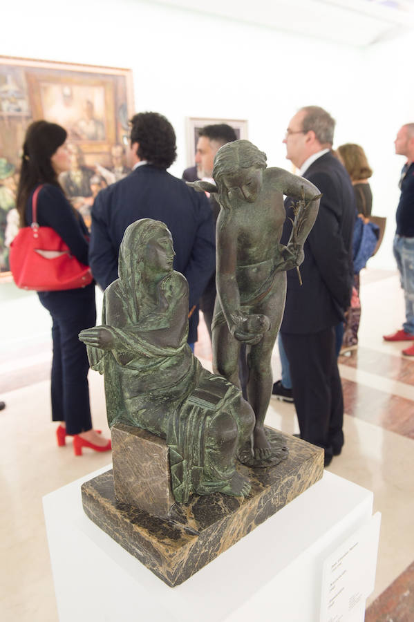 El Museo de Bellas Artes de Murcia abrió sus puertas durante la jornada de la Noche de los Museos y ofreció talleres sobre cine, actividades infantiles, visitas guiadas y representaciones teatrales