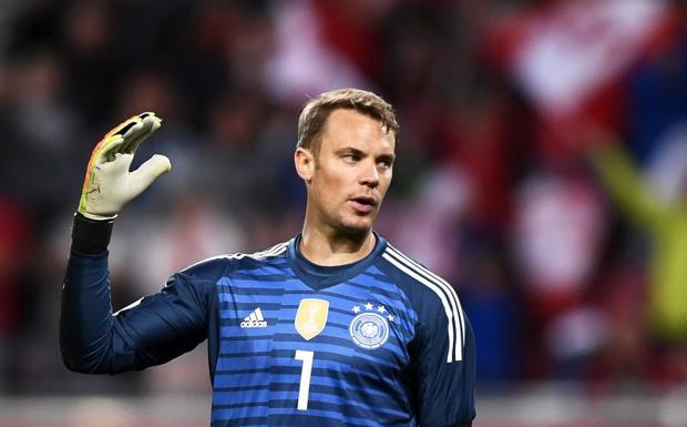 Neuer, durante el amistoso frente a Austria.