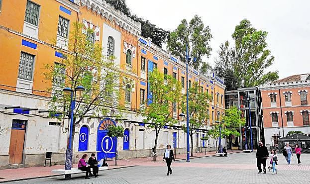 El pabellón principal es uno de los que se beneficiará de la rehabilitación del antiguo recinto militar del Carmen.