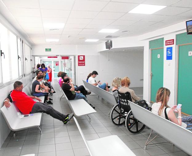 Imagen reciente de la sala de espera del Rosell, que fue renovada para que los pacientes estuvieran más cómodos.