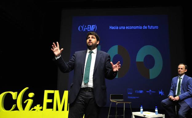 López Miras y Javier Celdrán presentan la Estrategia de Emprendimiento 2018-2021.