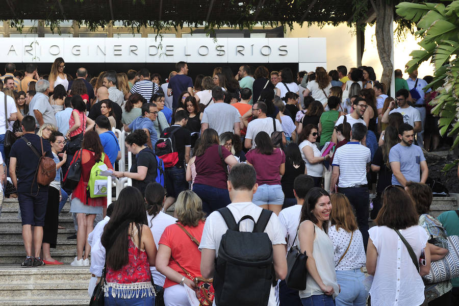 Este primer examen tiene carácter eliminatorio y evalúa conocimientos específicos sobre la especialidad a la que se opta