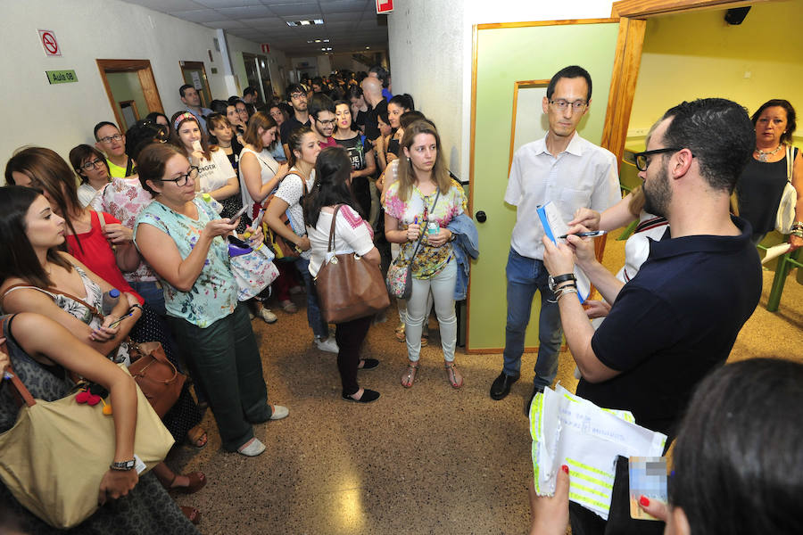 Este primer examen tiene carácter eliminatorio y evalúa conocimientos específicos sobre la especialidad a la que se opta