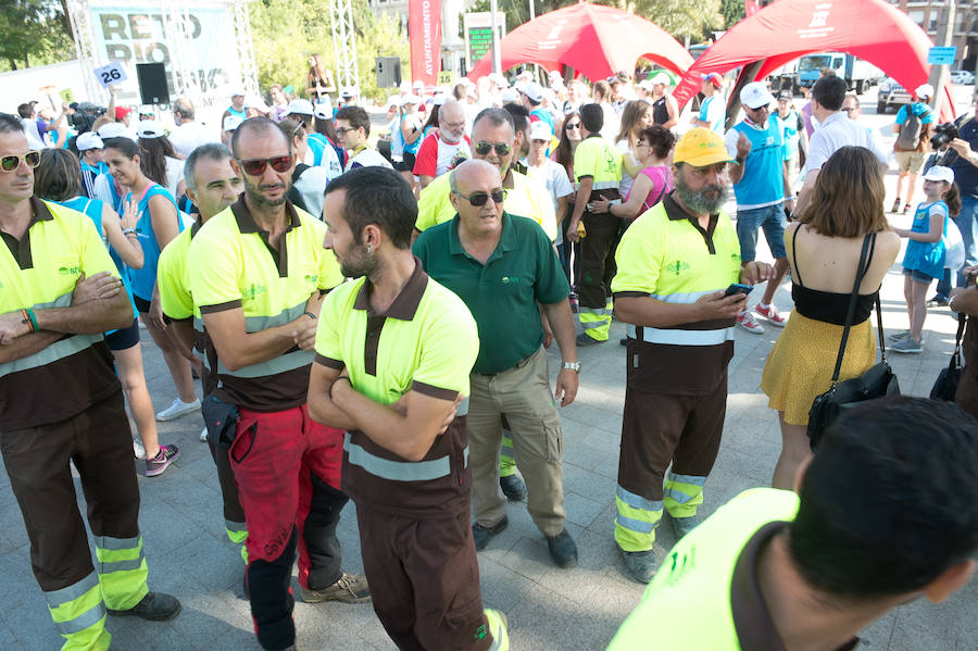Participan en Murcia en una actividad de limpieza del Segura, desde la Contraparada hasta la Fica