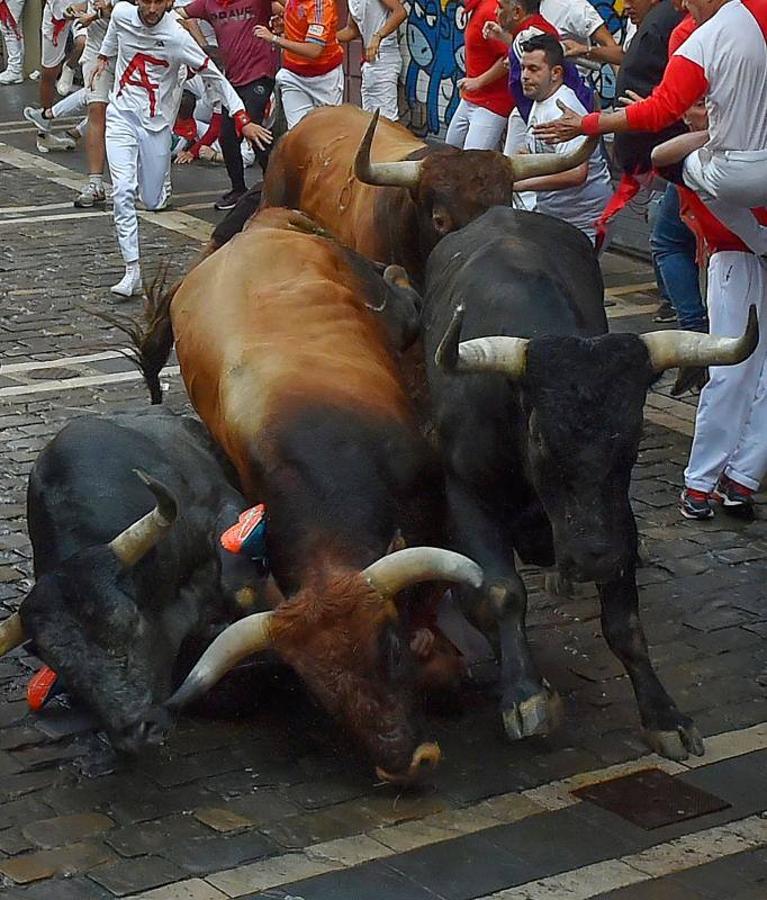 La carrera ha sido la más rápida de las fiestas con 2 minutos y 12 segundos de duración y siete heridos, todos por contusiones