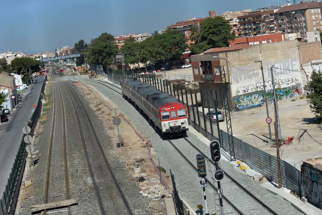 Esta fase de los trabajos se enmarca en las obras de soterramiento de la estación, Barriomar y Nonduermas, que junto a las de los tramos Nonduermas-Sangonera y Sangonera-Lorca serán licitadas próximamente