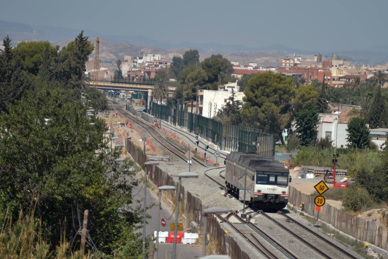 Esta fase de los trabajos se enmarca en las obras de soterramiento de la estación, Barriomar y Nonduermas, que junto a las de los tramos Nonduermas-Sangonera y Sangonera-Lorca serán licitadas próximamente