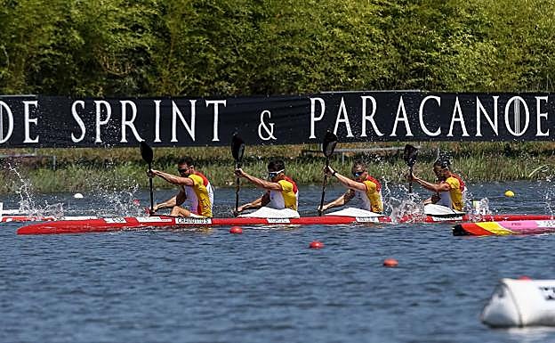 El K4, en plena prueba. 