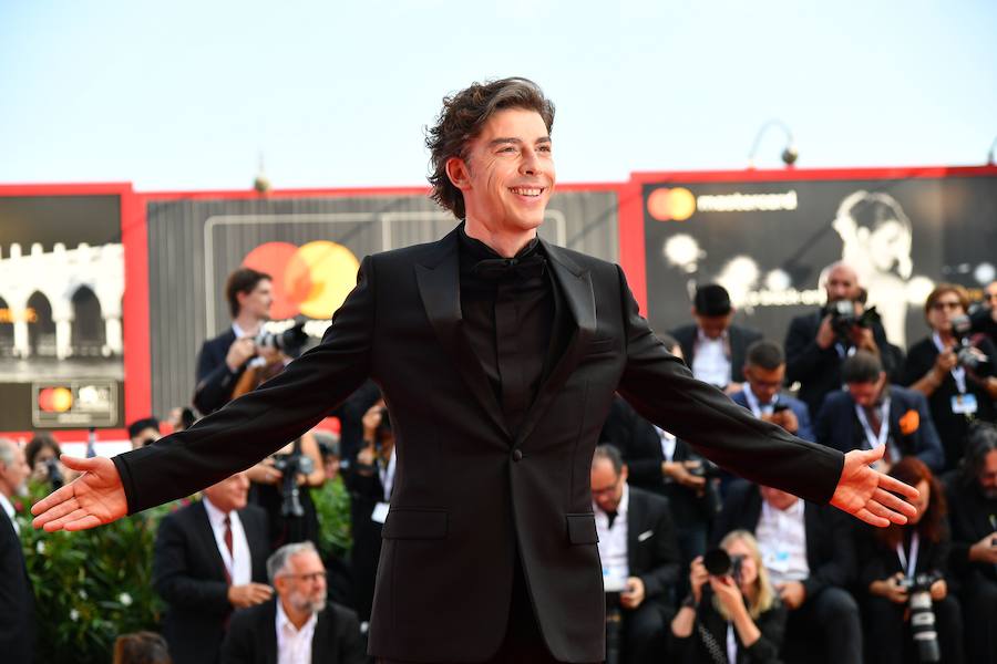 La 75° edición del Festival Internacional anual de Cine de Venecia se abrió con su ceremonia de apertura y con la proyección de la película 'First Man', sobre la preparación de la misión Apolo XI