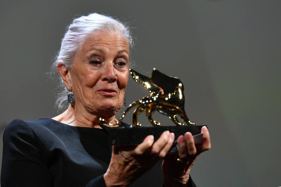 La 75° edición del Festival Internacional anual de Cine de Venecia se abrió con su ceremonia de apertura y con la proyección de la película 'First Man', sobre la preparación de la misión Apolo XI