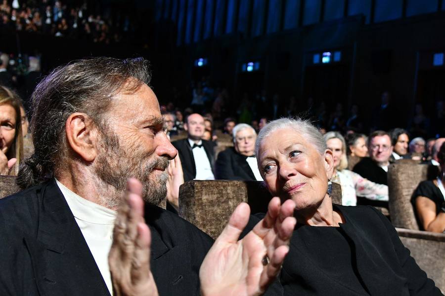 La 75° edición del Festival Internacional anual de Cine de Venecia se abrió con su ceremonia de apertura y con la proyección de la película 'First Man', sobre la preparación de la misión Apolo XI