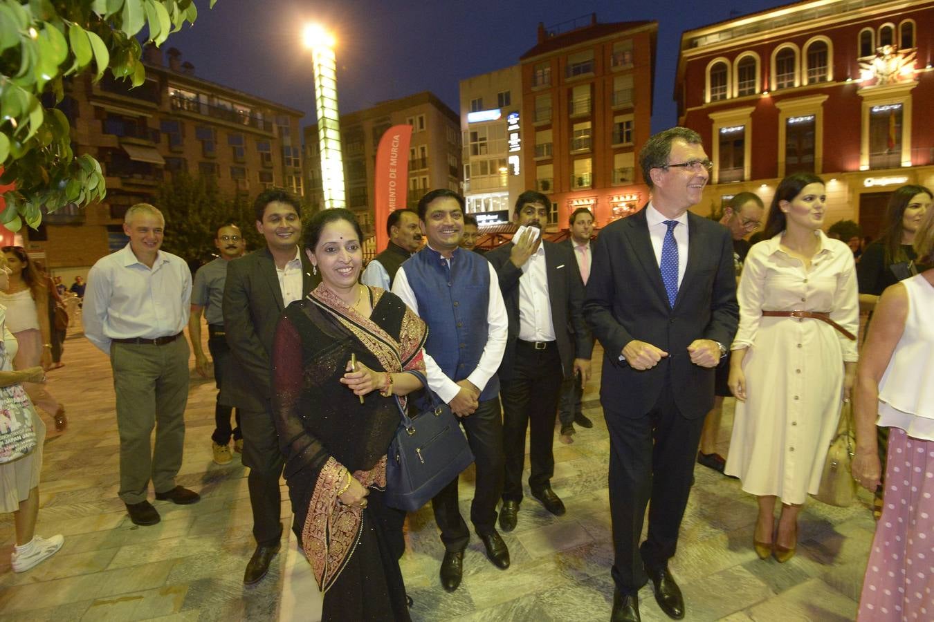 El pregonero Yayo Delgado ensalza en un Romea abarrotado de público la tradición de kábilas y mesnadas