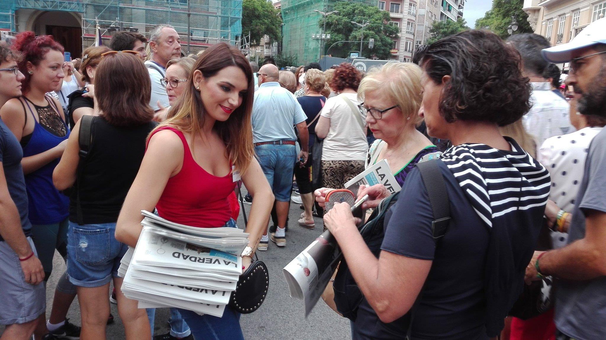 Una multitud de murcianos han acompañado a su Patrona en su tradicional romería por la ciudad