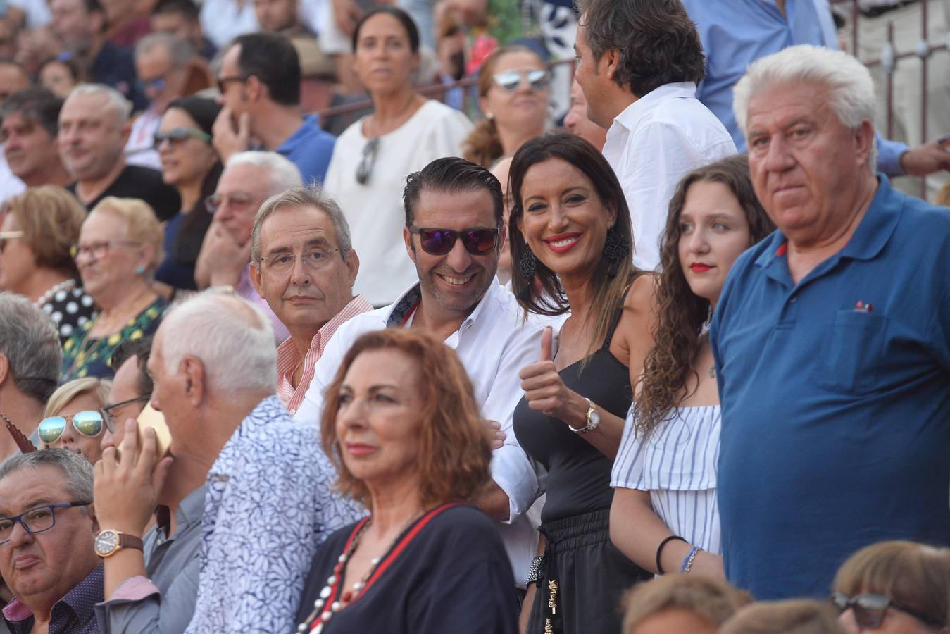 Pepín Liria, El Fandi y Roca Rey han abierto la puerta grande de La Condomina tras repartirse nueve orejas en la última corrida a pie de la prensa