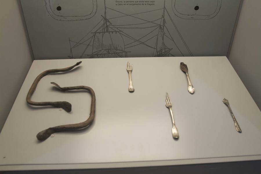 Tras laexposición de las monedas, el museo acoge por primera vez una treintena de piezas del pecio, recuperadas y restauradas, que se podrán visitar hasta el 13 de enero