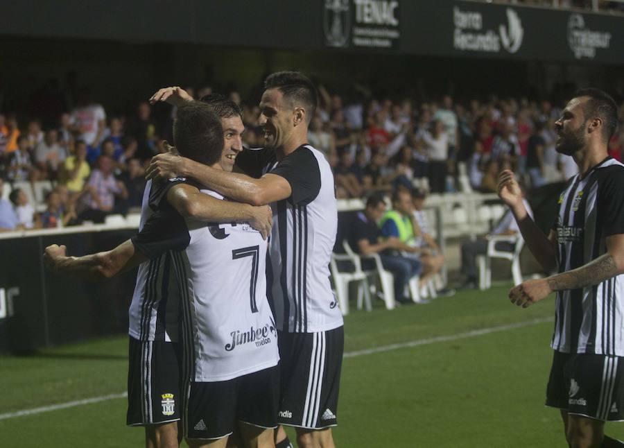 El equipo universitario gana los tres puntos en el Cartagonova tras un gol de Ismael en los últimos minutos, en un partido en el que el Efesé un mejor resultado