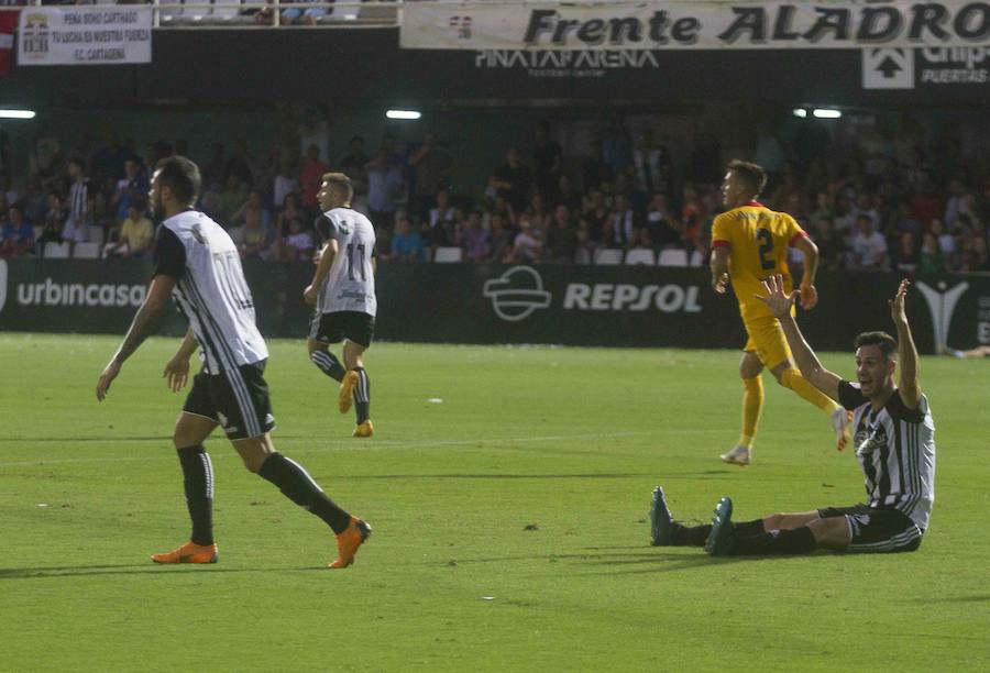 El equipo universitario gana los tres puntos en el Cartagonova tras un gol de Ismael en los últimos minutos, en un partido en el que el Efesé un mejor resultado