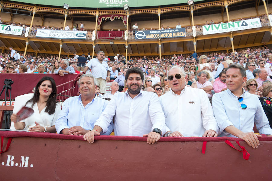 Andy Cartagena, Sergio Galán, Diego Ventura y el mayoral de Los Espartales salen a hombros tras repartirse ocho orejas