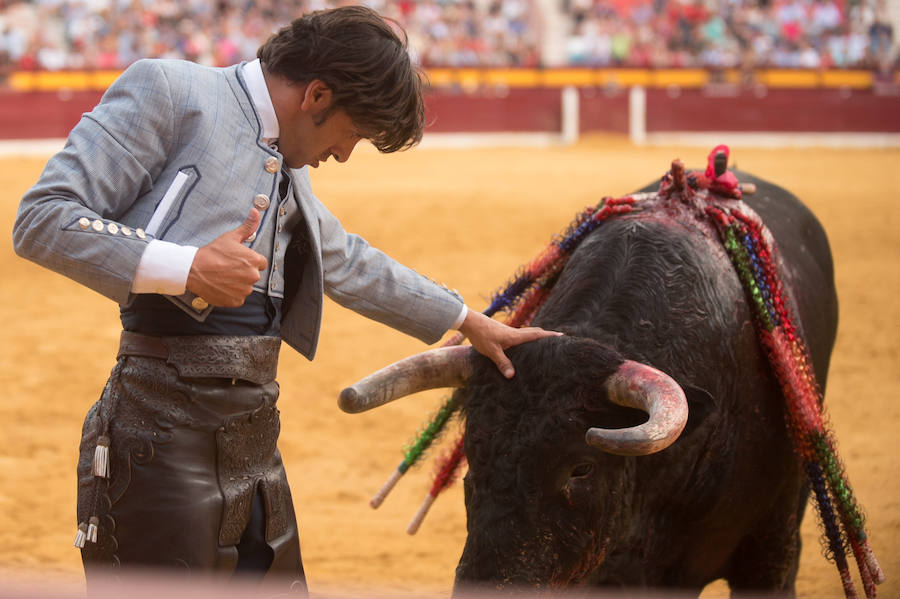 Andy Cartagena, Sergio Galán, Diego Ventura y el mayoral de Los Espartales salen a hombros tras repartirse ocho orejas