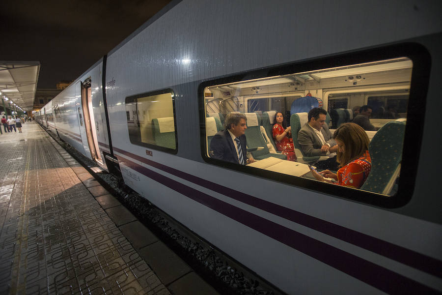 El Alvia salió de Cartagena a las 5.50 horas, llegando a Atocha a las 10.15 horas con cuatro minutos de retraso.