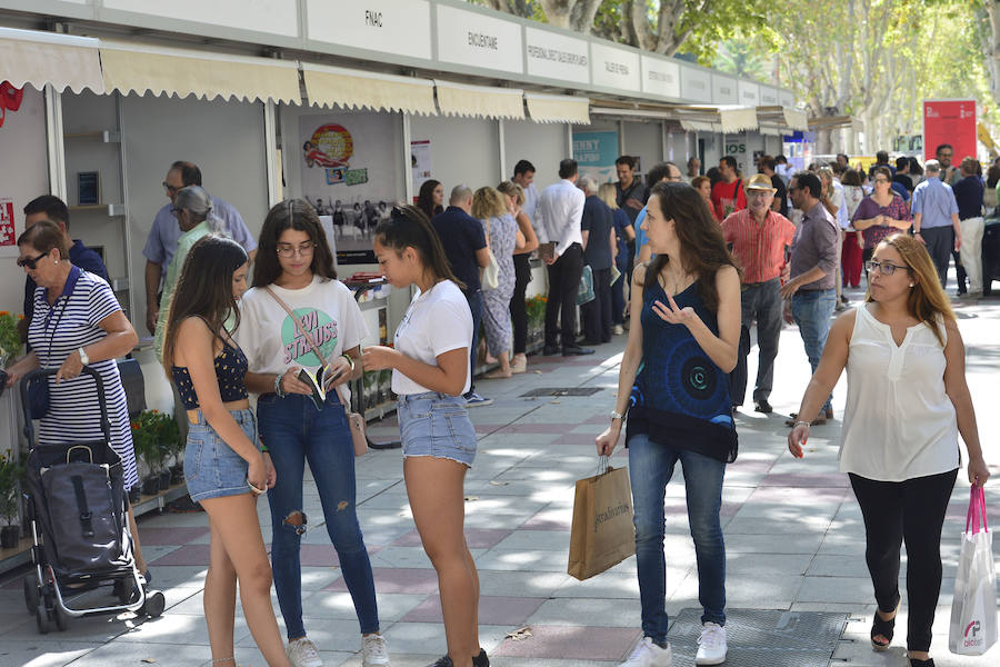 A lo largo de todo el fin de semana se celebrarán talleres infantiles en el entorno de Alfonso X ara fomentar la lectura entre los más pequeños