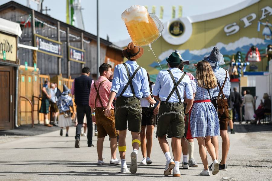 El Oktoberfest de Munich es la tradición más antigua de la bebida preferida de los alemanes, y dura desde el 22 de de septiembre hasta el 7 de octubre