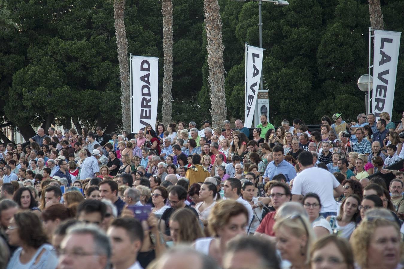 Los carthagineses dan más vistosidad a esta escenificación gracias al cambio de explanada en Alfonso XII