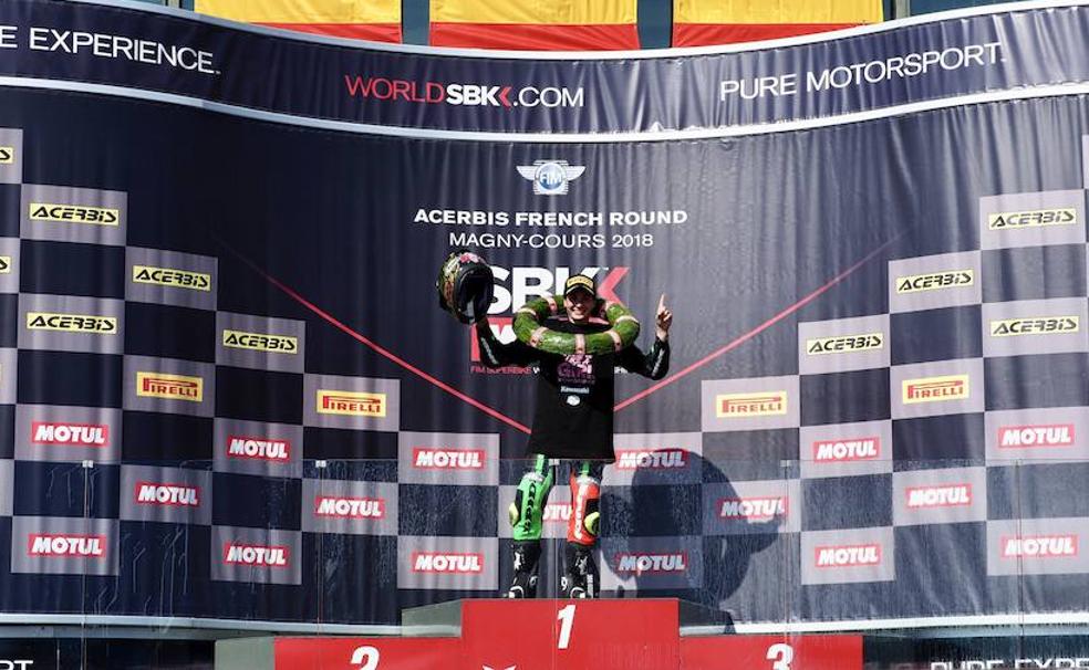 Ana Carrasco, tras conseguir el campeonato. 