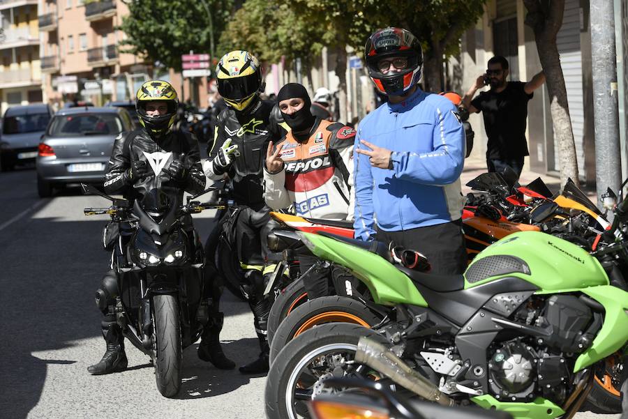 La piloto se convierte en la primera mujer en ganar un campeonato de motociclismo compitiendo contra hombres