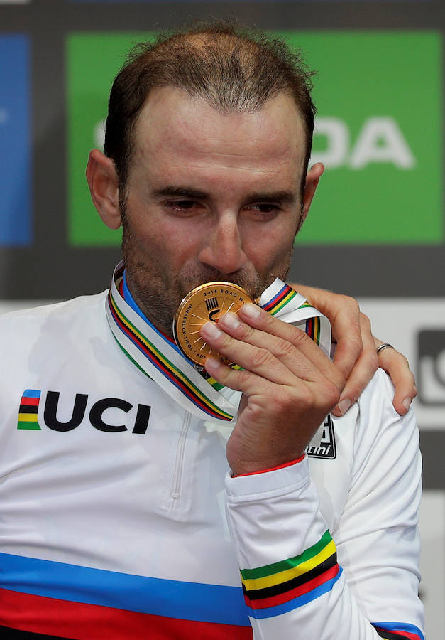 El corredor de Las Lumbreras consigue la medalla de oro tras vencer en el sprint a Bardet, Woods y Dumoulin