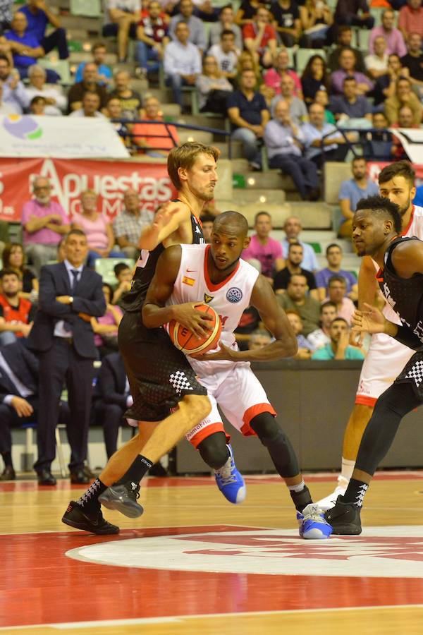 El equipo universitario consigue imponerse en Champions al actual campeón de la liga francesa