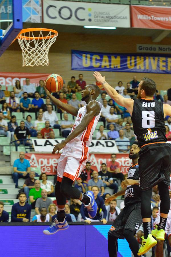 El equipo universitario consigue imponerse en Champions al actual campeón de la liga francesa