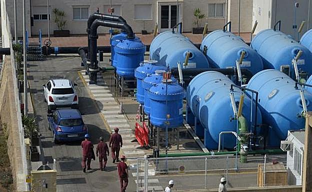 Imagen de archivo de la desaladora de Escombreras. 