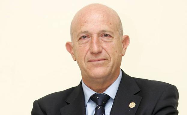 Antonio Calvo-Flores, catedrático en el departamento de Métodos Cuantitativos para la Economía y Empresa, será el encargado de presidir el Comité de Expertos en el Modelo de Financiación de la UMU.