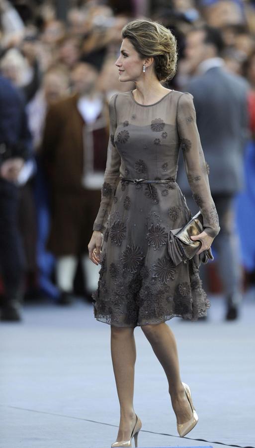 Doña Letizia durante la entrega de los Premios Príncipe de Asturias del año 2011 en el Teatro Campoamor de Oviedo 