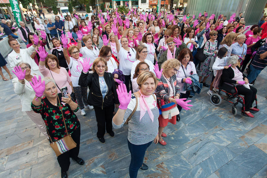 Numerosos actos conmemoraron el Día Mundial con el Cáncer de Mama en la Región