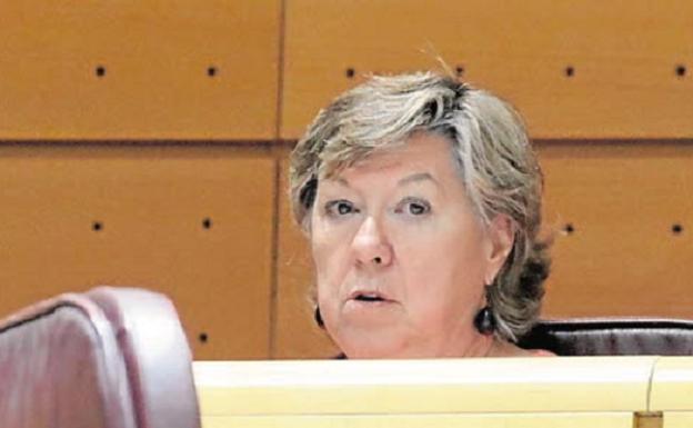 Pilar Barreiro, durante su etapa como senadora en el grupo Mixto, en el Senado.